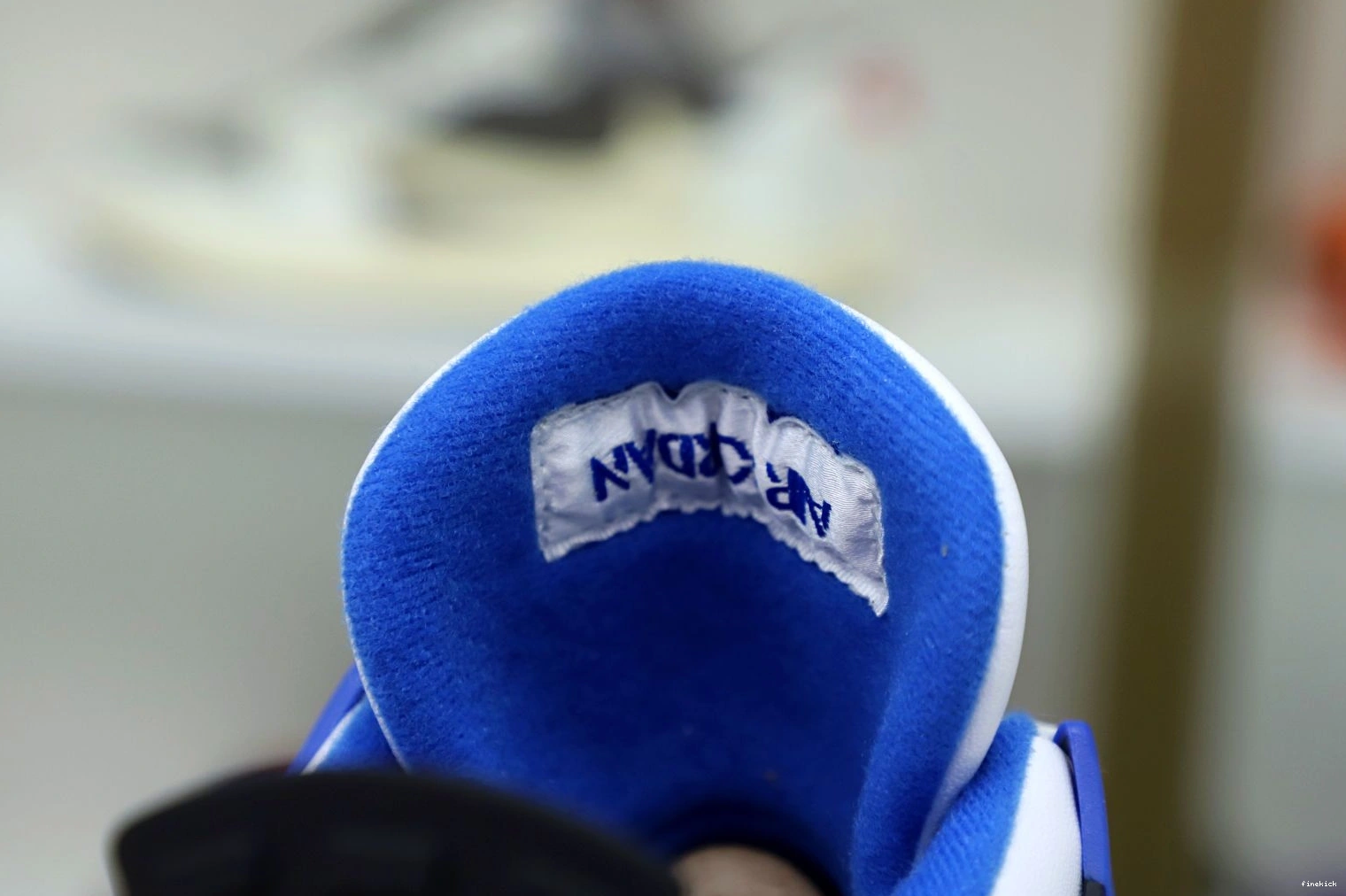 4 JORDAN MOTORSPORTS RETRO AIR 0123